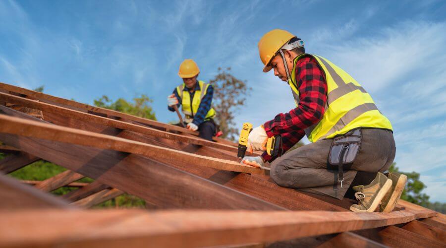 Professional Flat Roofing Installation services in Estherwood, LA